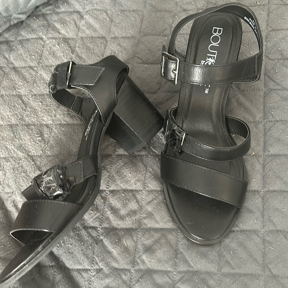 NWOT Cute Strappy Sandal - never worn
